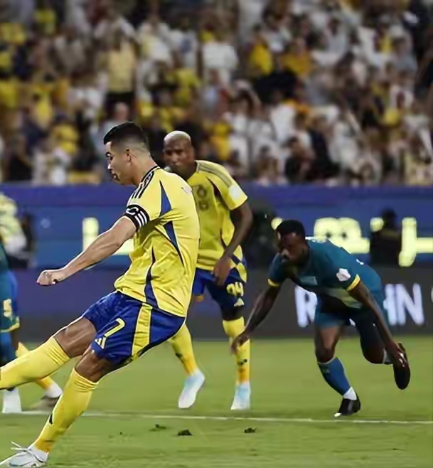 持续失利首场状态出色，快船观众沸腾！，C罗重返赛场全场沸腾不已的简单介绍