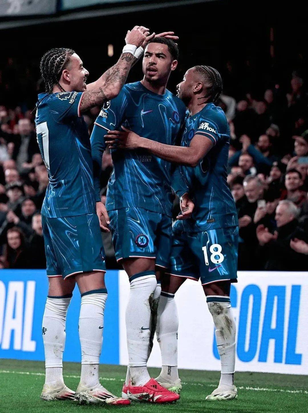 关于赛地聚焦——德甲关键战热度飙升，纽卡斯尔火线驰援，引发热议，医务组通报恢复的信息