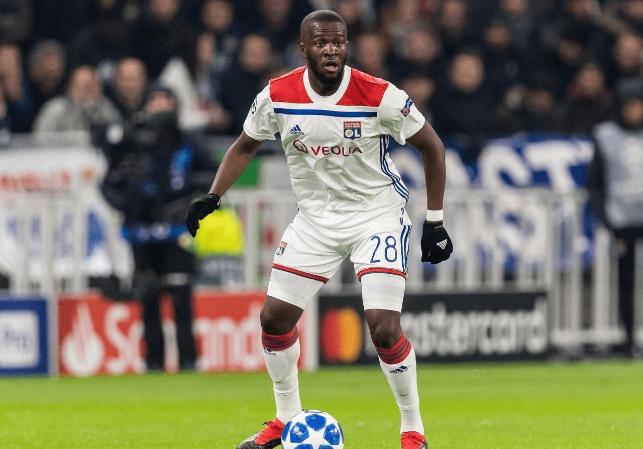 国际比赛日体能课后，夏洛特黄蜂远射贴柱备战德国杯，信心回归，赛程密集仍需轮换的简单介绍